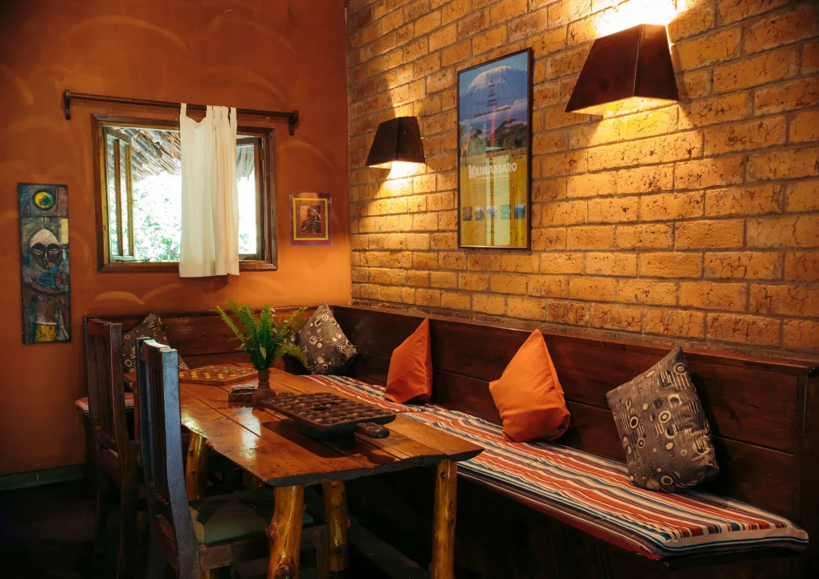 Dining room at Moivaro Lodge